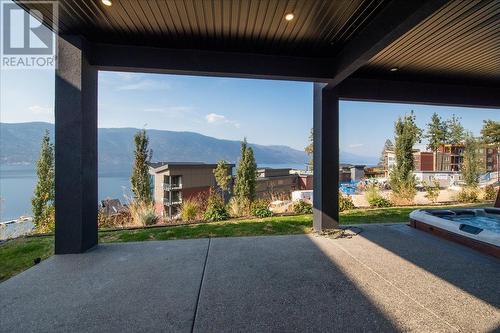 3410 Chocolate Lily Lane, Kelowna, BC - Outdoor