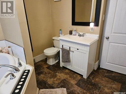 67 Betts Avenue, Yorkton, SK - Indoor Photo Showing Bathroom