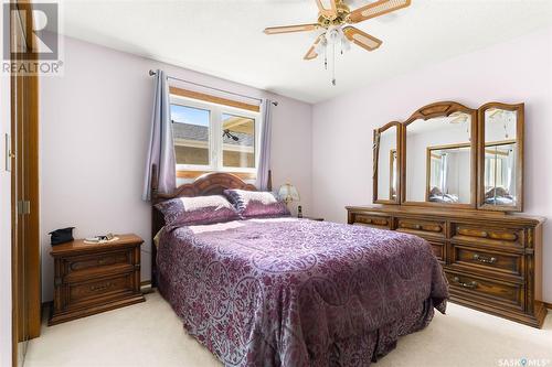 2214 Assiniboine Avenue E, Regina, SK - Indoor Photo Showing Bedroom