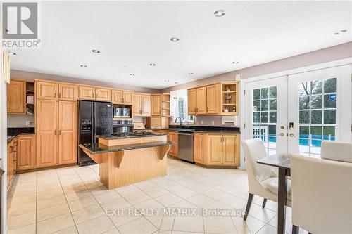 9 Landriault Street, Prescott And Russell, ON - Indoor Photo Showing Kitchen