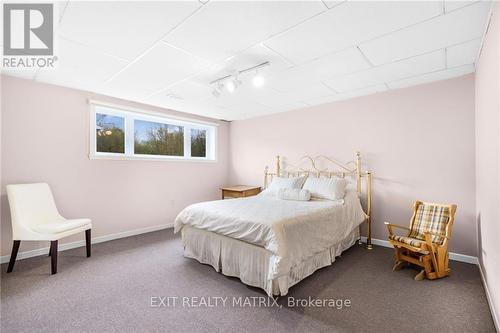 9 Landriault Street, Prescott And Russell, ON - Indoor Photo Showing Bedroom