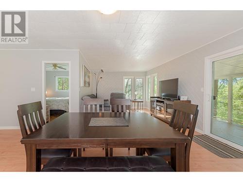 8 Old Town Road, Sicamous, BC - Indoor Photo Showing Dining Room