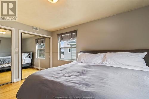 327 Hennessey Rd, Moncton, NB - Indoor Photo Showing Bedroom