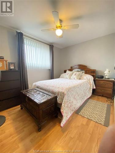 35 Goldpark Road, Chatham, ON - Indoor Photo Showing Bedroom