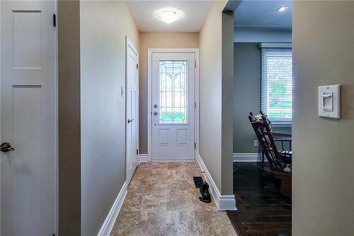 210 Winona Road, Stoney Creek, ON - Indoor Photo Showing Other Room