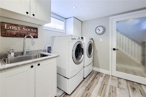 210 Winona Road, Stoney Creek, ON - Indoor Photo Showing Laundry Room