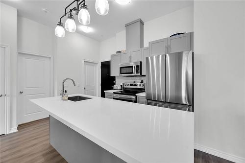 2750 King Street E|Unit #106, Hamilton, ON - Indoor Photo Showing Kitchen With Upgraded Kitchen