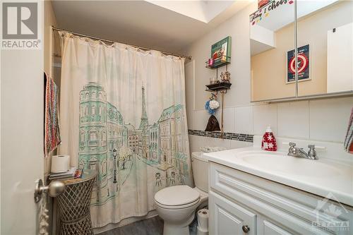 Lower unit - 146 Rothesay Drive, Kanata, ON - Indoor Photo Showing Bathroom