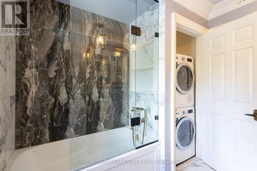 28 Stonegate Drive, Hamilton, ON - Indoor Photo Showing Laundry Room
