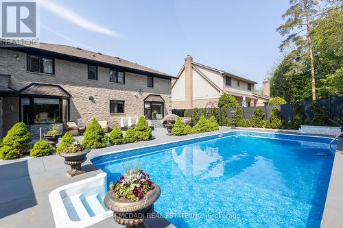 28 Stonegate Drive, Hamilton, ON - Outdoor With In Ground Pool