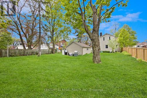 141 Perry Street, Whitby, ON - Outdoor