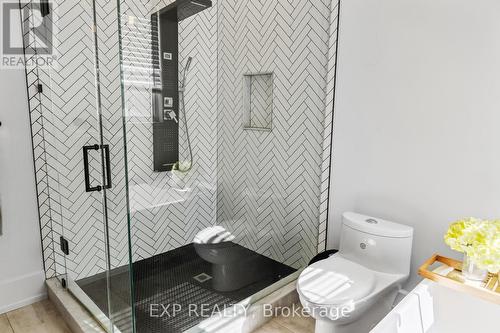 248 Edith Drive, Innisfil, ON - Indoor Photo Showing Bathroom