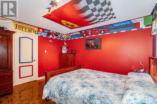 2 Sail Crescent, Vaughan, ON - Indoor Photo Showing Bedroom