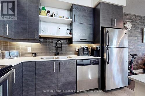 106 - 325 South Park Road, Markham, ON - Indoor Photo Showing Kitchen With Double Sink