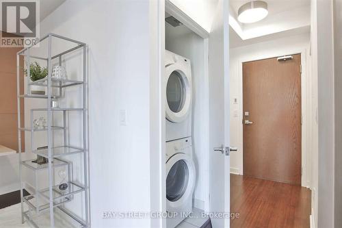 1804 - 365 Prince Of Wales Drive, Mississauga, ON - Indoor Photo Showing Laundry Room