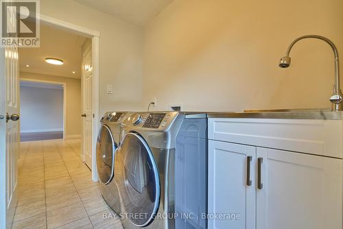 2036 Grand Boulevard, Oakville, ON - Indoor Photo Showing Laundry Room