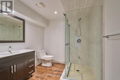2036 Grand Boulevard, Oakville, ON - Indoor Photo Showing Bathroom