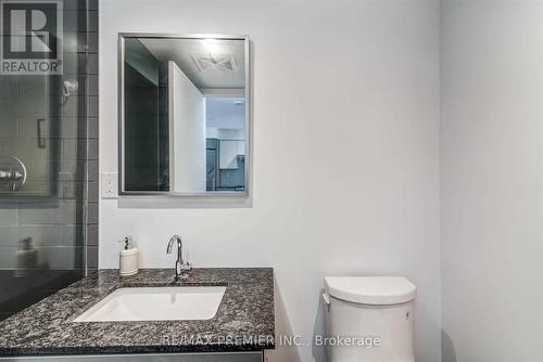 922 - 160 Flemington Road, Toronto, ON - Indoor Photo Showing Bathroom