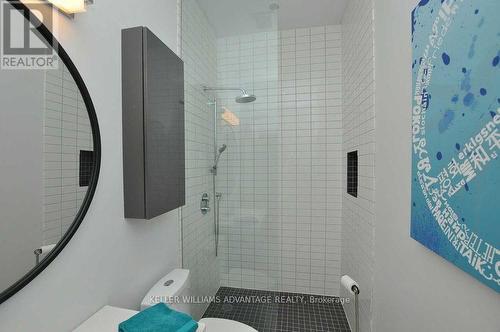 101 - 287 Richmond Street E, Toronto, ON - Indoor Photo Showing Bathroom