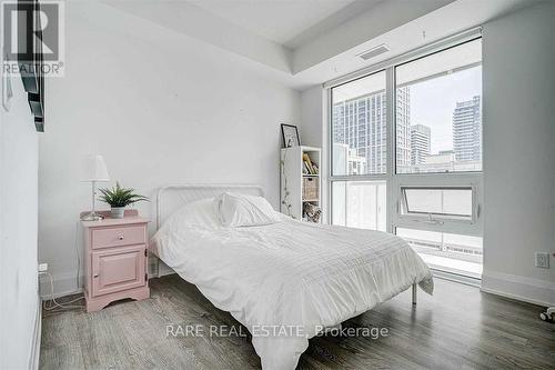 1710 - 101 Erskine Avenue, Toronto, ON - Indoor Photo Showing Bedroom