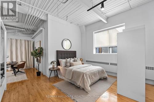 204 - 326 Carlaw Avenue, Toronto, ON - Indoor Photo Showing Bedroom