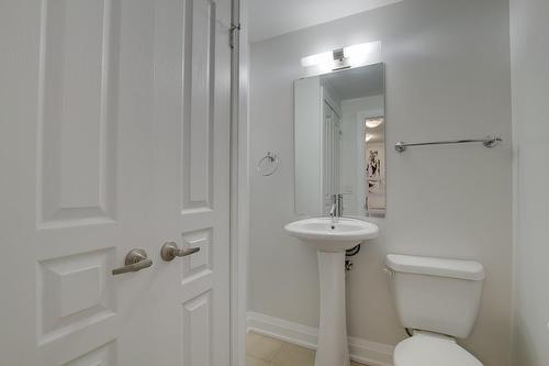 1940 Ironstone Drive|Unit #507, Burlington, ON - Indoor Photo Showing Bathroom