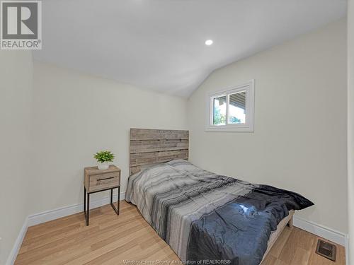 627 Assumption Street, Windsor, ON - Indoor Photo Showing Bedroom