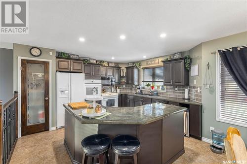 Twin Lakes Acreage, Battle River Rm No. 438, SK - Indoor Photo Showing Kitchen