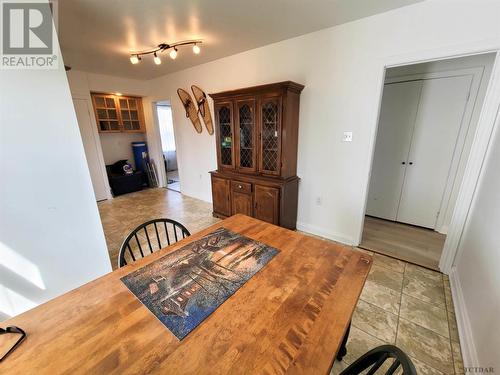 409 Smith St, Iroquois Falls, ON - Indoor Photo Showing Dining Room