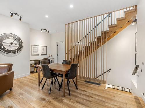 2-1053 Martin Avenue, Kelowna, BC - Indoor Photo Showing Dining Room