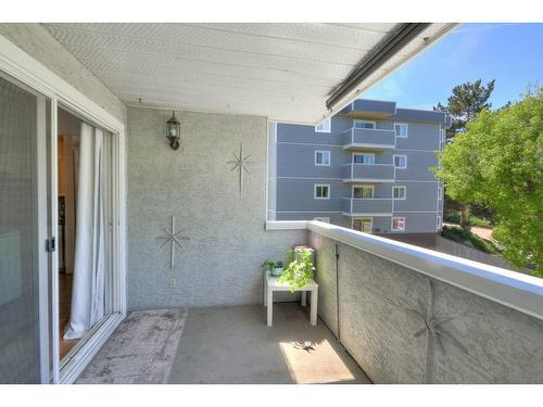 242-715 Leathead Road, Kelowna, BC - Outdoor With Balcony With Exterior