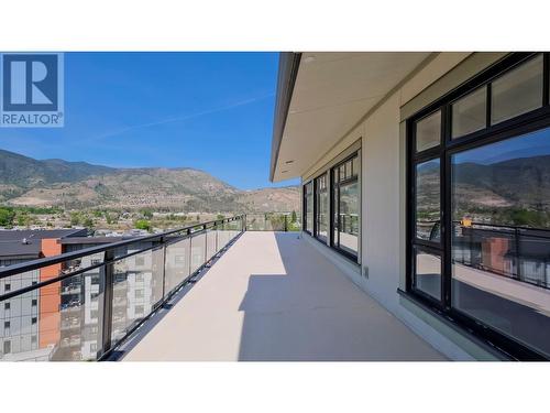 3301 Skaha Lake Road Unit# 805, Penticton, BC - Outdoor With Balcony With Exterior