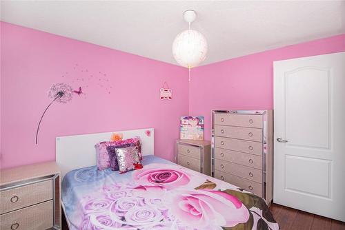 3697 Ellengale Drive, Mississauga, ON - Indoor Photo Showing Bedroom