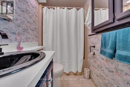 9 - 580 Beaver Creek Road, Waterloo, ON - Indoor Photo Showing Bathroom