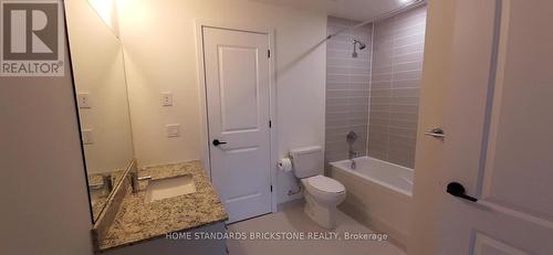 712 - 335 Wheat Boom Drive, Oakville, ON - Indoor Photo Showing Bathroom