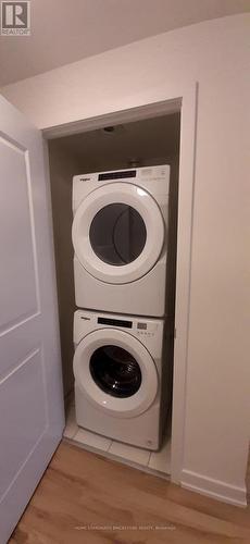 712 - 335 Wheat Boom Drive, Oakville, ON - Indoor Photo Showing Laundry Room