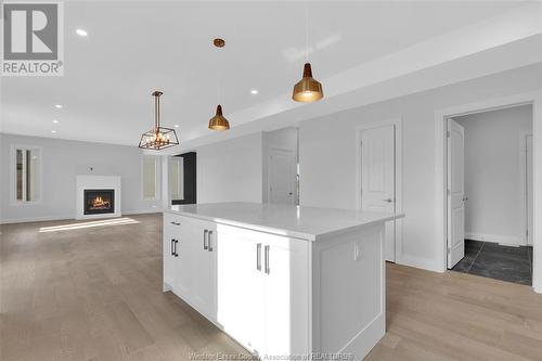 37 Kingsbridge, Amherstburg, ON - Indoor Photo Showing Kitchen