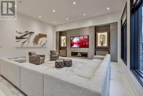 474 Russell Hill Road, Toronto, ON - Indoor