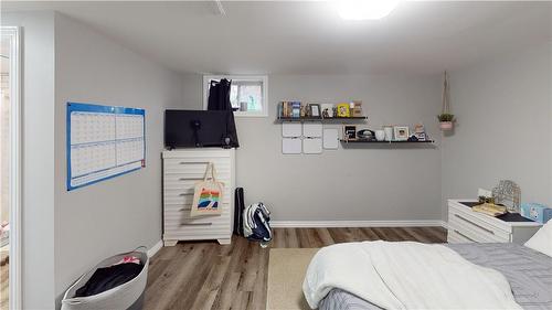 Bedroom 4 - 8 Kingston Bay, St. Catharines, ON - Indoor Photo Showing Bedroom