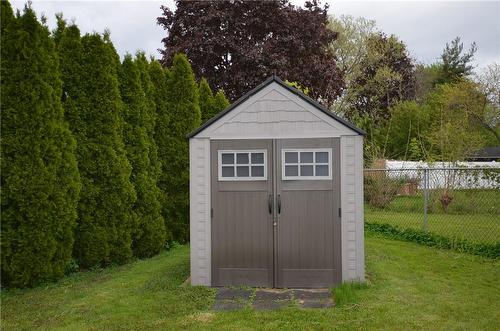 Shed - 8 Kingston Bay, St. Catharines, ON - Outdoor