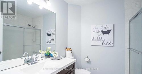 918 Railton Ave, London, ON - Indoor Photo Showing Bathroom