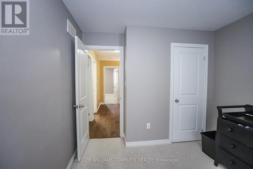 51 Redcedar Crescent, Hamilton, ON - Indoor