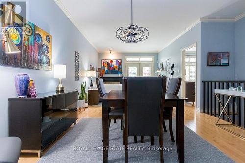 8 Carmichael Trail, Hamilton, ON - Indoor Photo Showing Dining Room