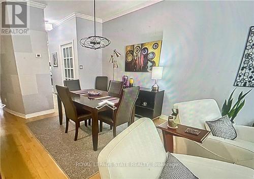 8 Carmichael Trail, Hamilton, ON - Indoor Photo Showing Dining Room