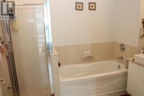 3108 - 65 Bremner Boulevard, Toronto, ON - Indoor Photo Showing Bathroom