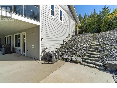 2030 Canoe Beach Drive Ne, Salmon Arm, BC - Outdoor With Exterior