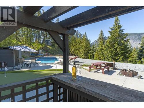 2030 Canoe Beach Drive Ne, Salmon Arm, BC - Outdoor With In Ground Pool