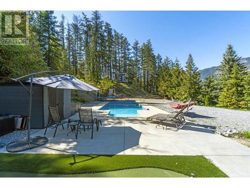 2030 Canoe Beach Drive Ne, Salmon Arm, BC - Outdoor With In Ground Pool With Backyard