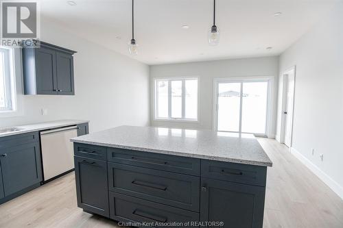 43 Demall Drive, Dresden, ON - Indoor Photo Showing Kitchen