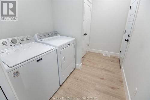 43 Demall Drive, Dresden, ON - Indoor Photo Showing Laundry Room